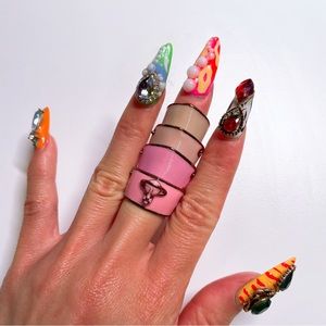 Rare Vivienne Westwood Dynamite Armor ring in Rose Gold/ Pink in xs